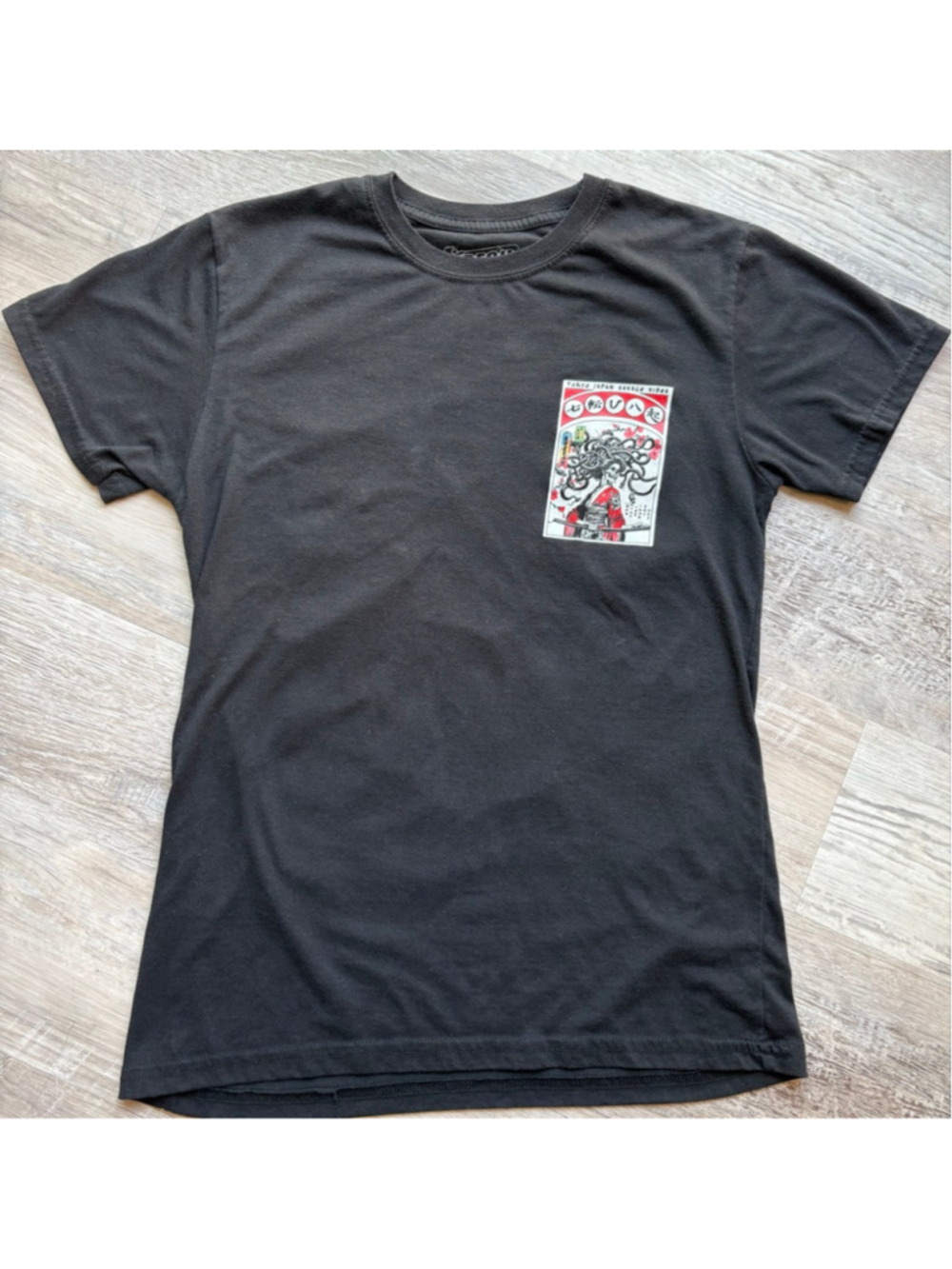 Fresh Laundry Black Red Tokyo Japan Savage Vibes T Shirt S
